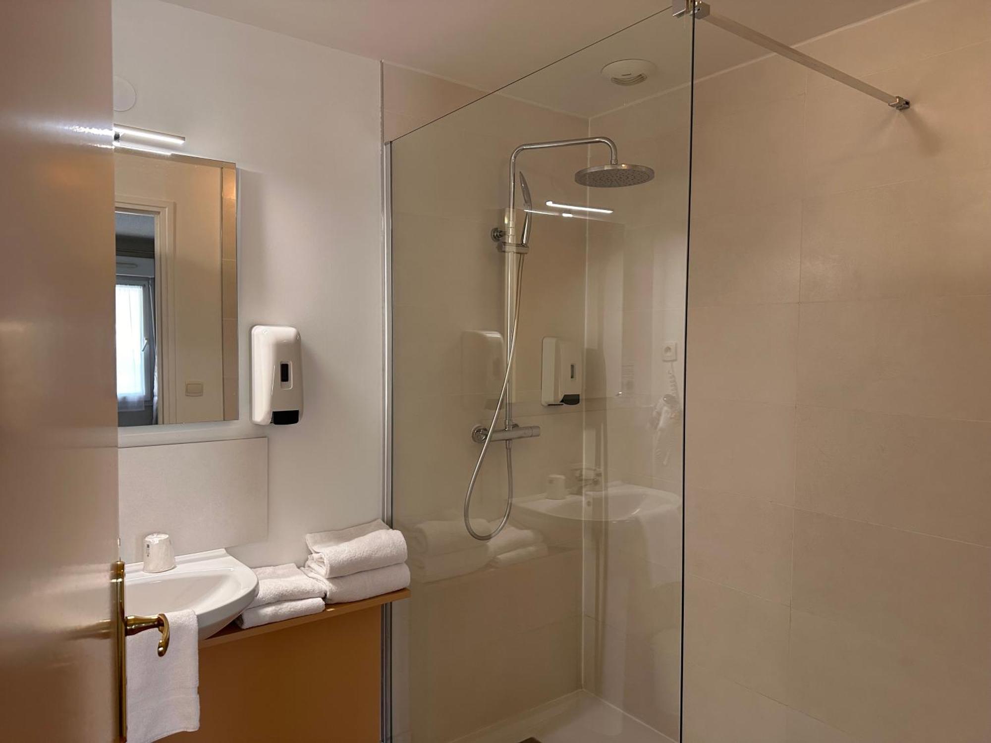 Hotel - Domaine De La Blanchardiere - Le Mans Changé Eksteriør billede
